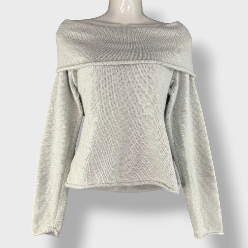 Hillard & Hanson Off-The Shoulder Angora/Lambswool Sweater 90s Vintage Cottage L